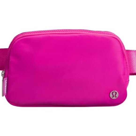 NWT Everywhere Belt Bag 1L - Sonic Pink - Picture 1 of 5
